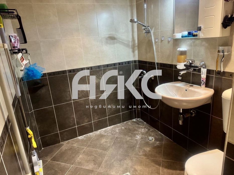 Продава се Тристаен апартамент в София, Овча купел 2 - 80 кв.м за 1339 €/кв.м - Снимка #4