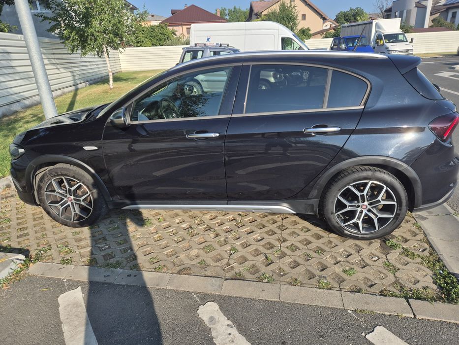 Fiat Tipo Cross 2021