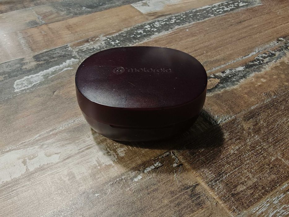 Motorola Edge 30 Fusion | Pantone Viva Magenta |Căști wireless incluse