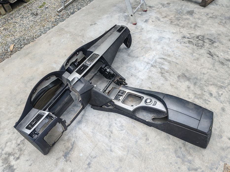 Cotiera BMW E60 E61 250lei