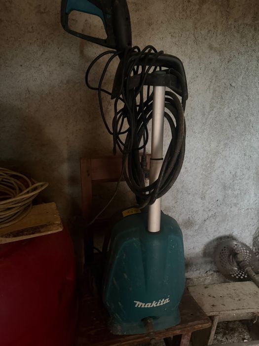 Aparat de spălat cu presiune Makita HW102 (1300W)