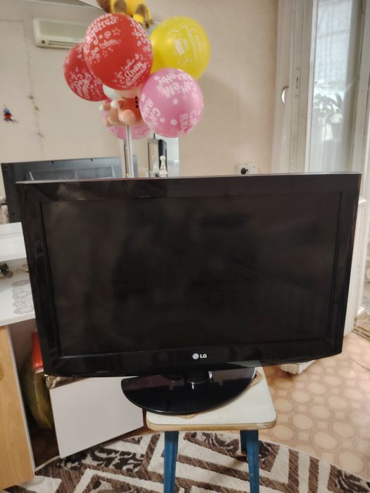 Продается телевизор LG б/у