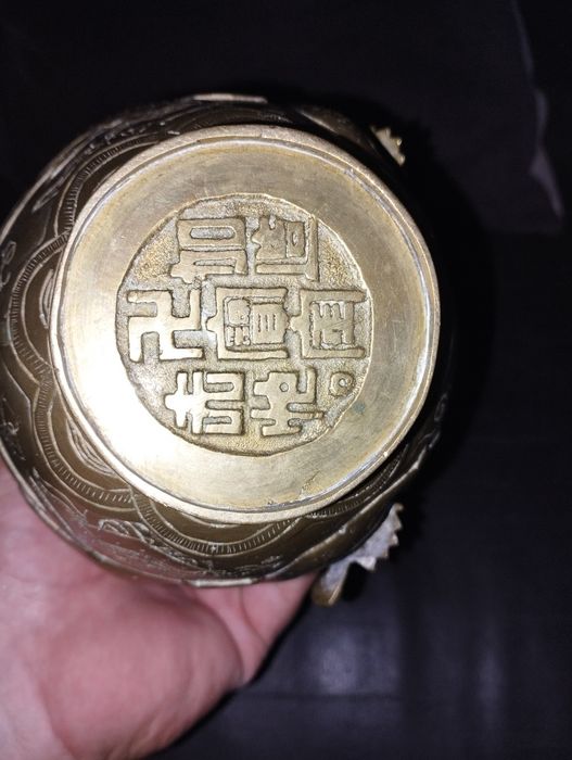 антична бронзова ваза