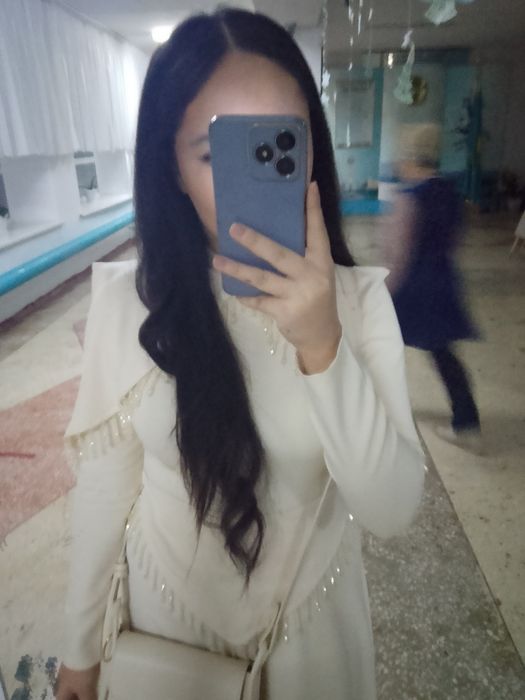 Платья молочный цвет