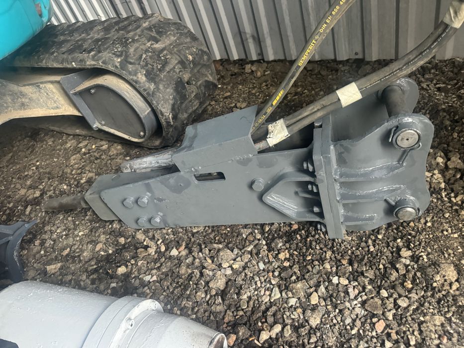 Гидромолот, ямобур, виброплита