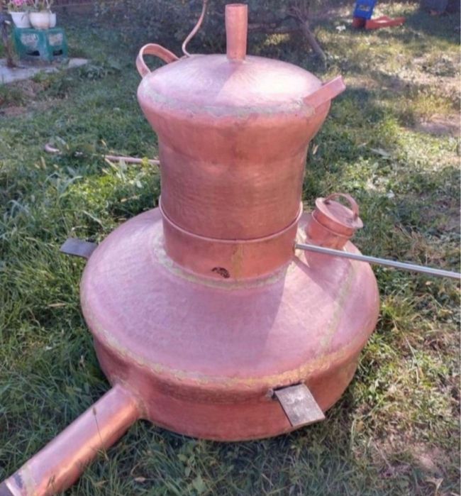 Vând cazane de făcut țuică,facem orice capacitatea vrea clientul lucram și reparam oriunde un tara!