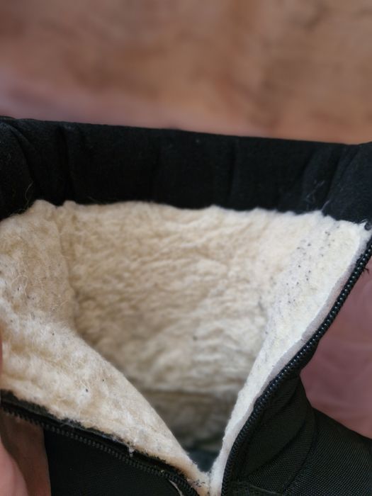 1. Ботуши 2. Adidas черни маратонки 3. Puma 4. Adidas маратонки