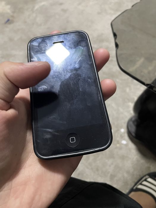 Айфон 5с-и айфон 4