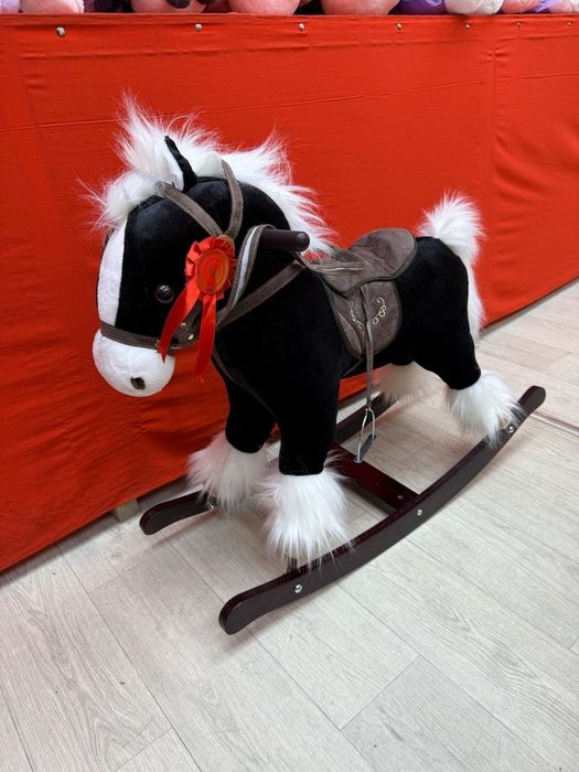 Лошадки детские каталки