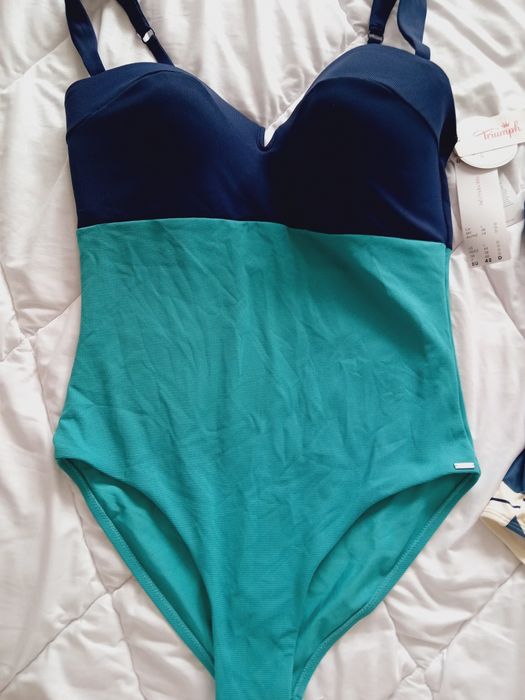 Triumph 90D/95D нови цели бански