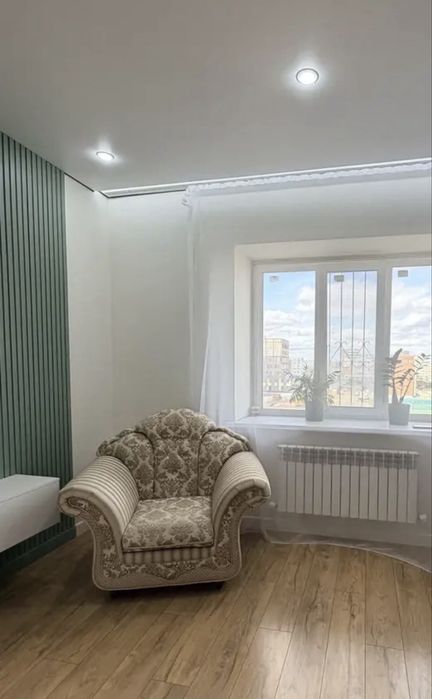 Продам диван и два кресла