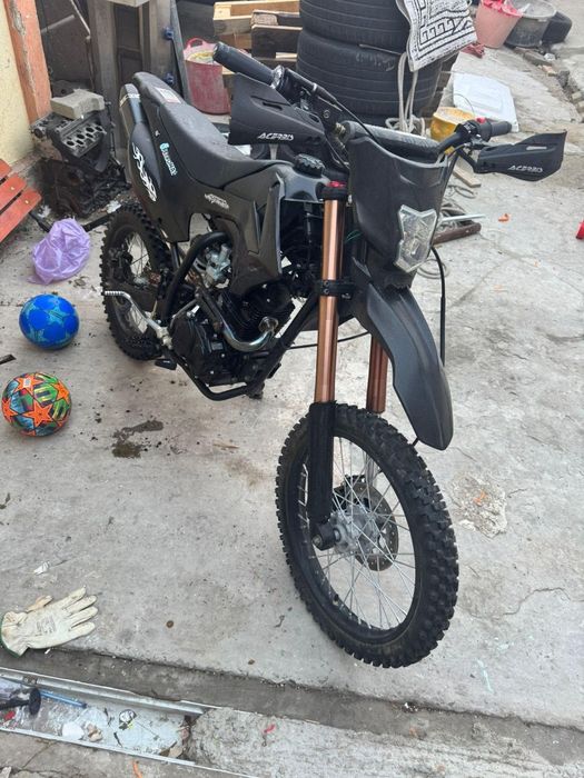 Motocross  Cross kxd falcon 150