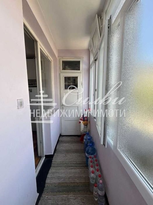 Продава се Четиристаен апартамент в Шумен, Математическа гимназия - 103 кв.м за 1787 €/кв.м - Снимка #13