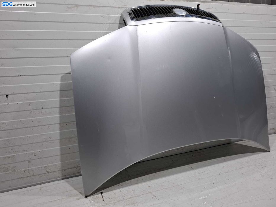 Capota Motor cu Grila si Emblema Sigla Skoda Fabia 1 2000 - 2007 [L4145]