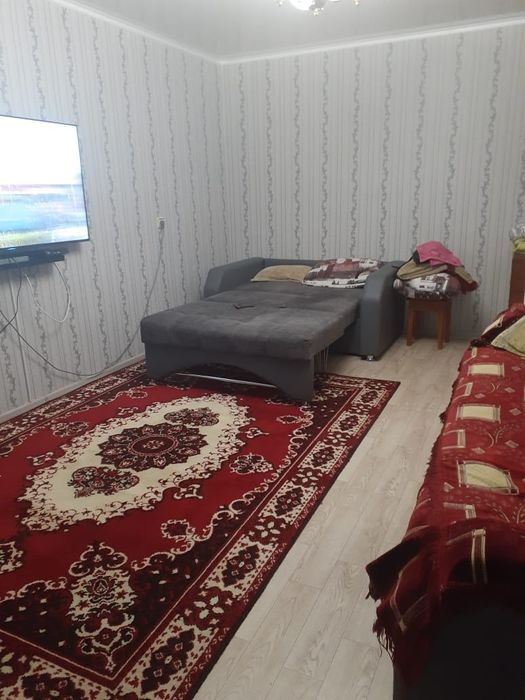 Возьму девушку  на подселение