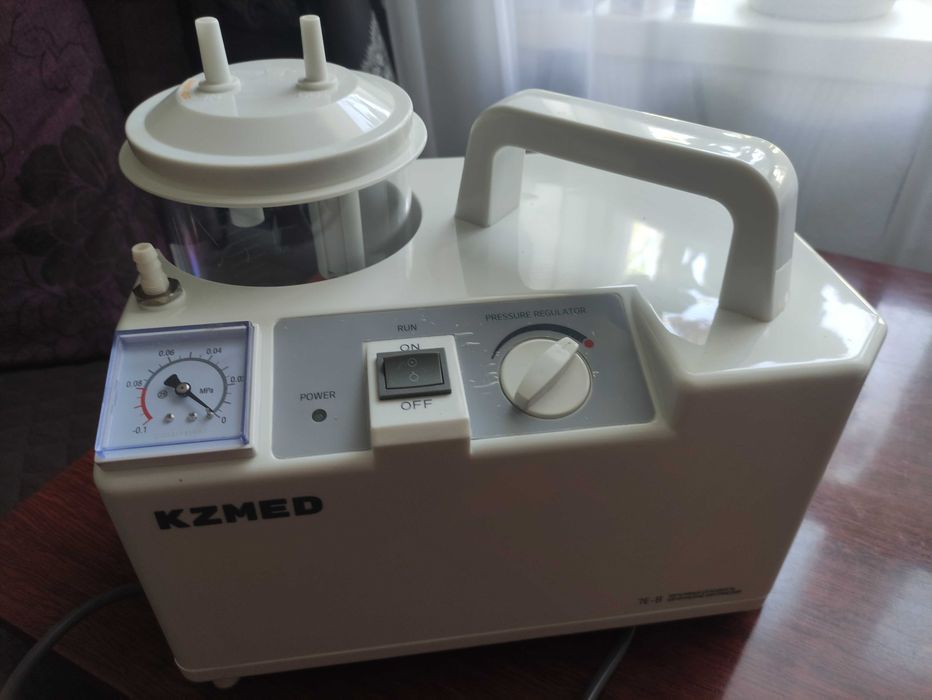 Хирургический отсасыватель KZMED 7E-B
