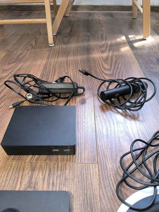 Play station 4 slim  PS4