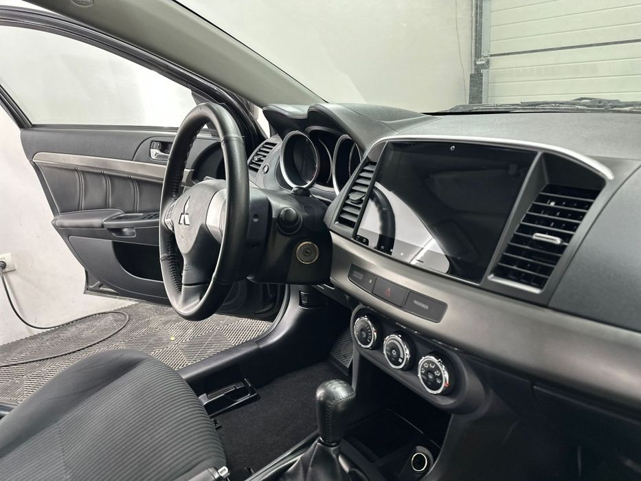 Mitsubishi Lancer 1.6 Benzina 2015