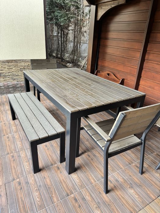 Set masa, scaune si banci pentru exterior