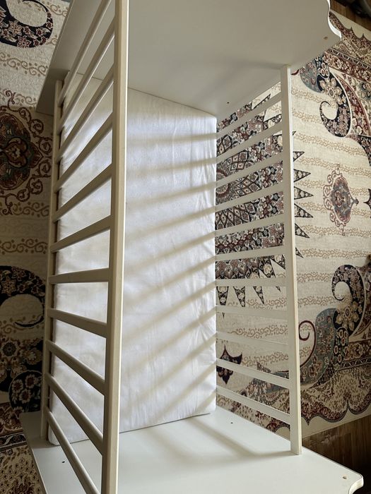 Манеж с матрасом