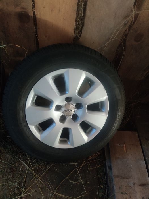 Vând jante aliaj de audi b8 225 60r16 stare foarte buna profil de 6 mm