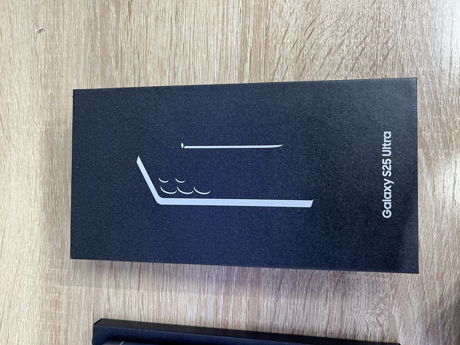 Samsung s25 ULTRA (Titanium Silverblue)