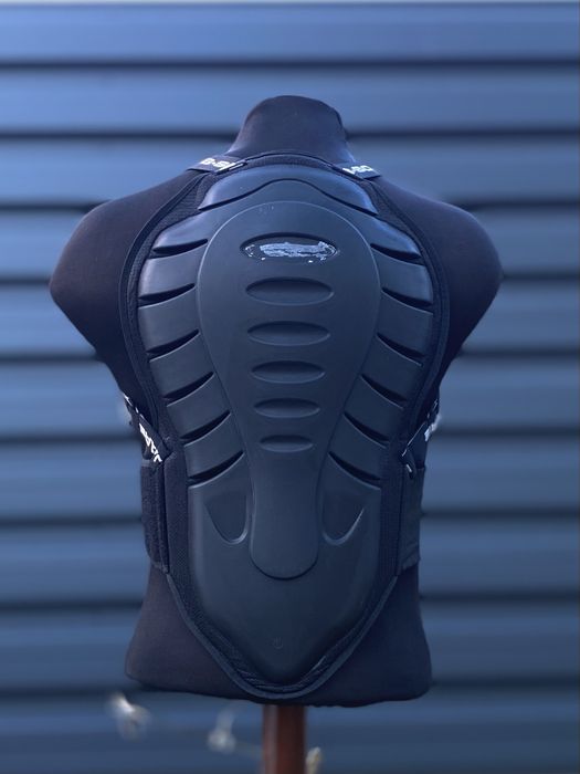 Protectie spate moto
