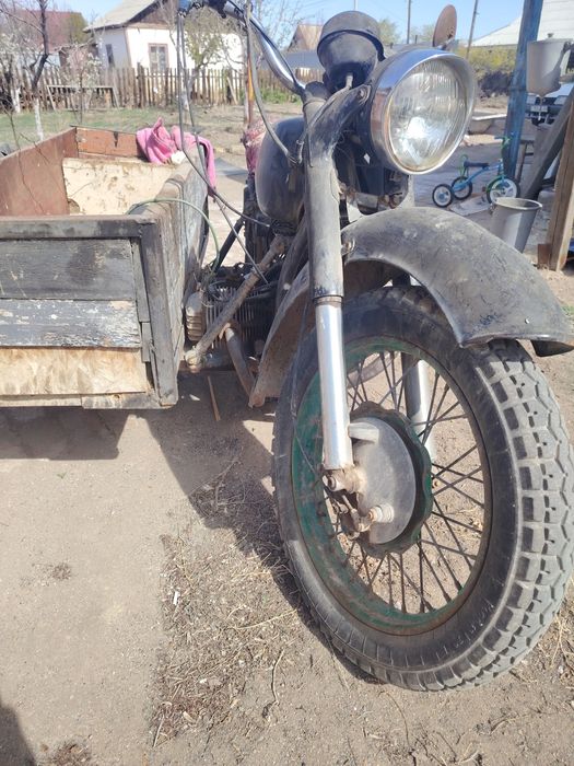 Продаётся Днепр с запчастями