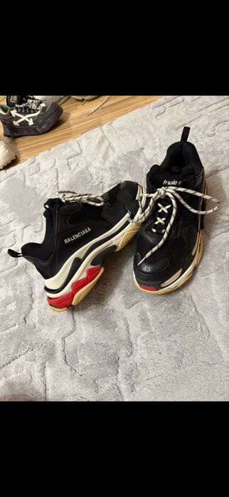 Balenciaga triple s