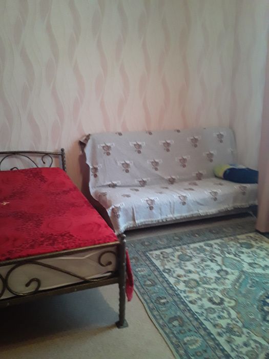 Сдам посуточно 1 комн кв в КЖБИ