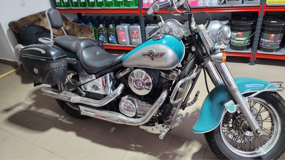 Kawasaki VN 800 A.