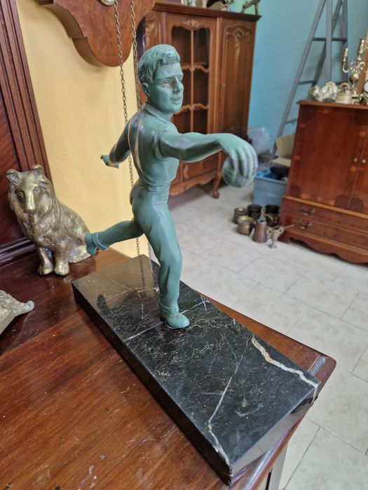 Страхотна антикварна френска фигура статуетка