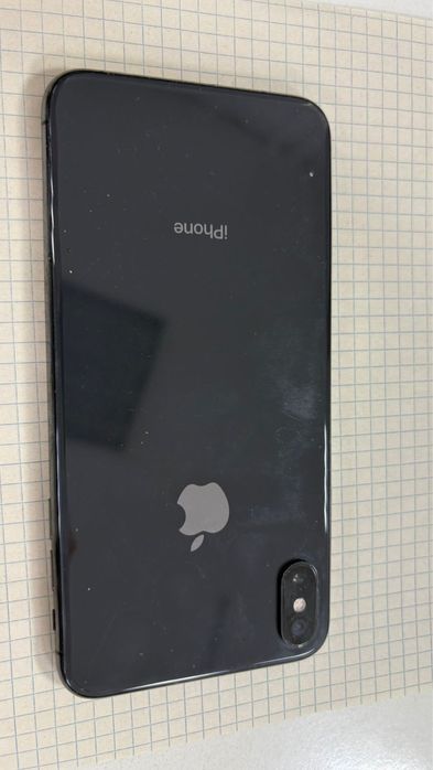 Обменяю телефон iphone xs max