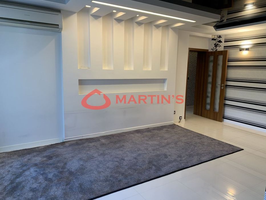 Продава се Тристаен апартамент в София, Витоша - 128 кв.м за 2256 €/кв.м - Снимка #2