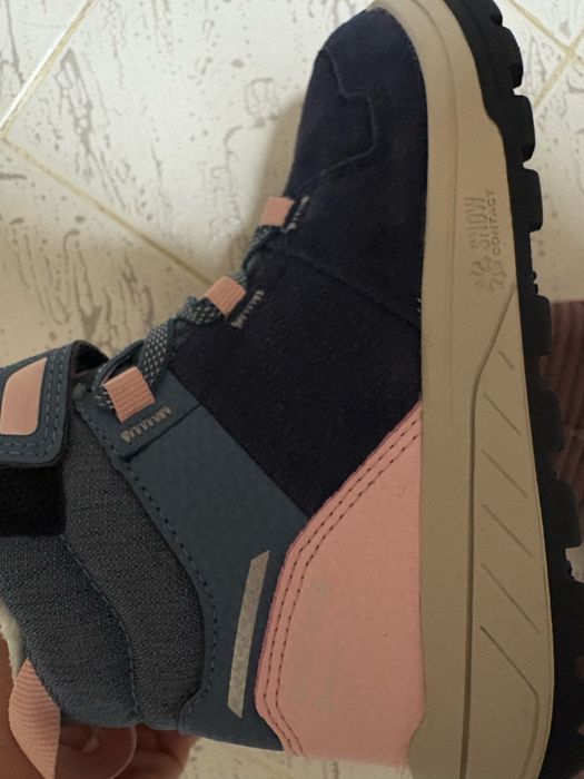 Зимни детски боти за момиче- Quechua, водоустойчиви