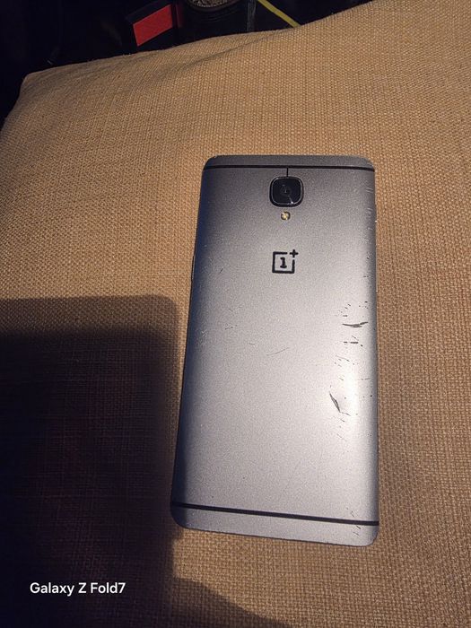 Vând telefon One plus 3