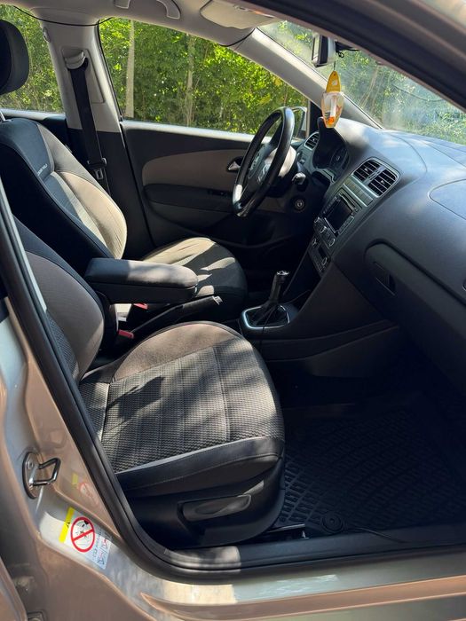 VOLKSWAGEN Polo 2011 — imagine 5