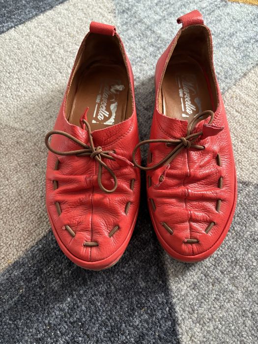 Продам новые обуви