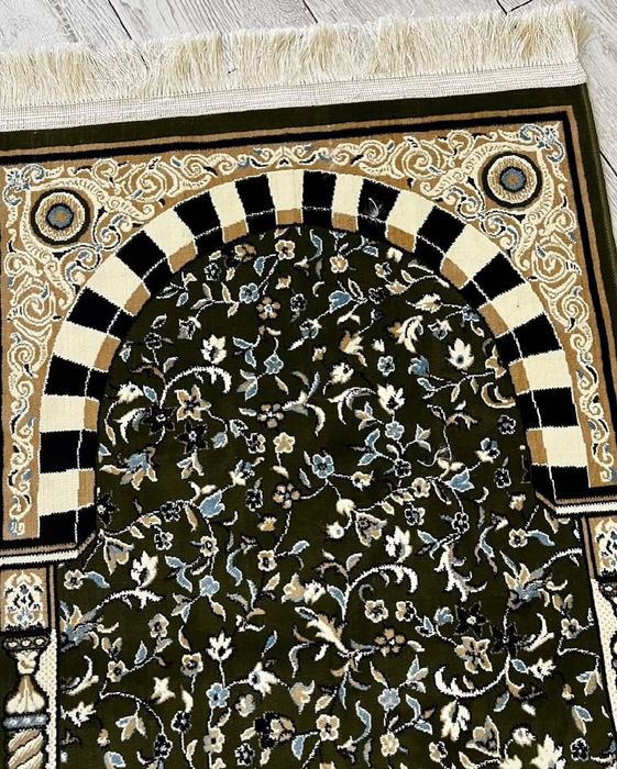 Мадина жойнамоз Саудия Арабистонидан кеган