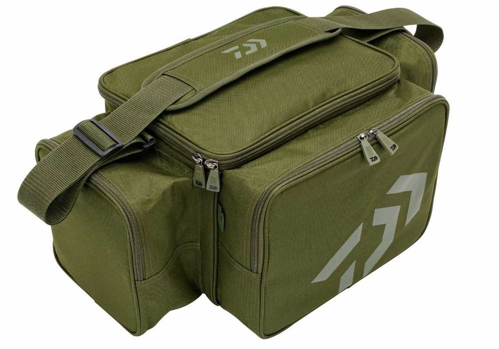 Сак Daiwa Black Widow