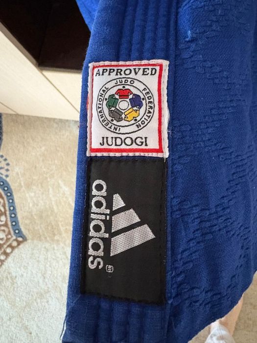 Продам кимоно для дзюдо