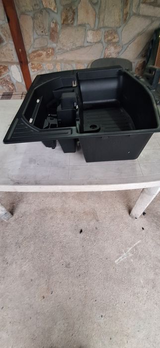 Продавам кора за резервната гума на Нисан Ноте 2014г. ОРИГИНАЛ