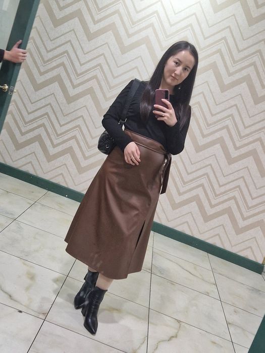 Женская  одежда  состояние  отличное