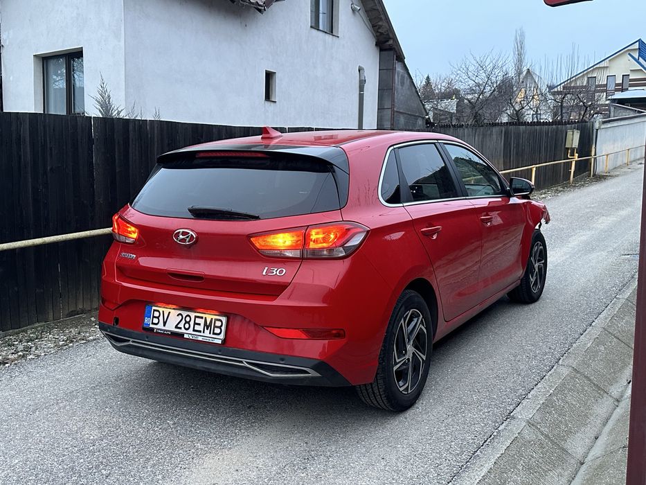 Hyundai I30 2023 1.5 Benzina 40.000km Navi/Incalzire avariat