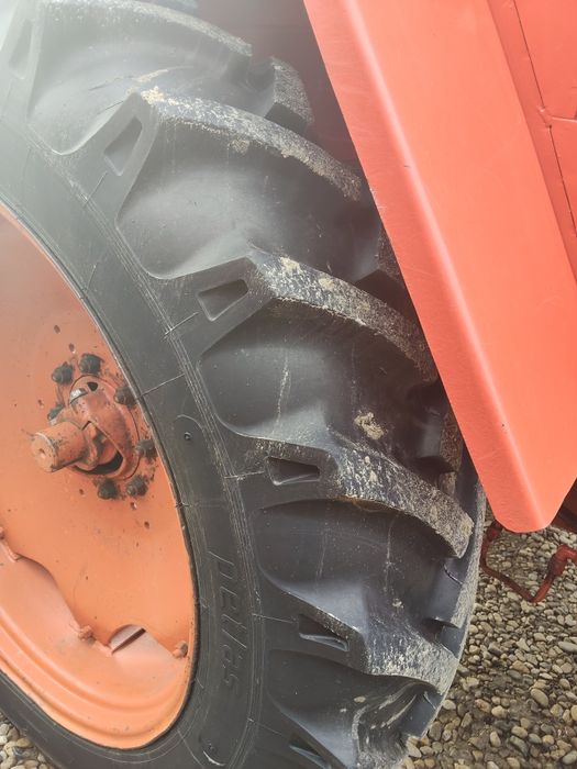 Tractor UTB, U651 4x4