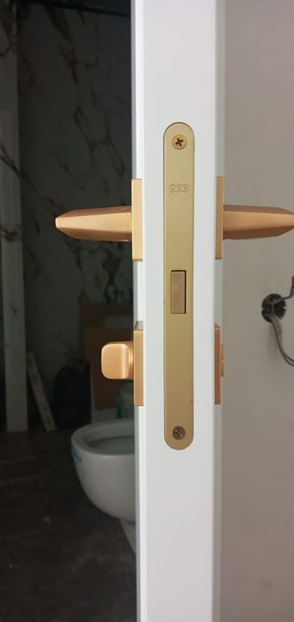 Установка дверей