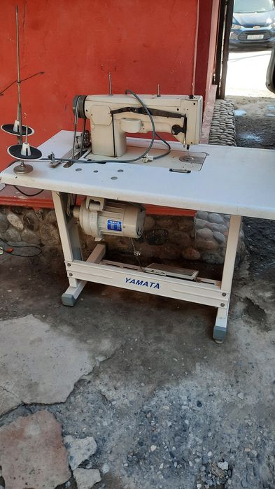 Тикув машинаси сотилади