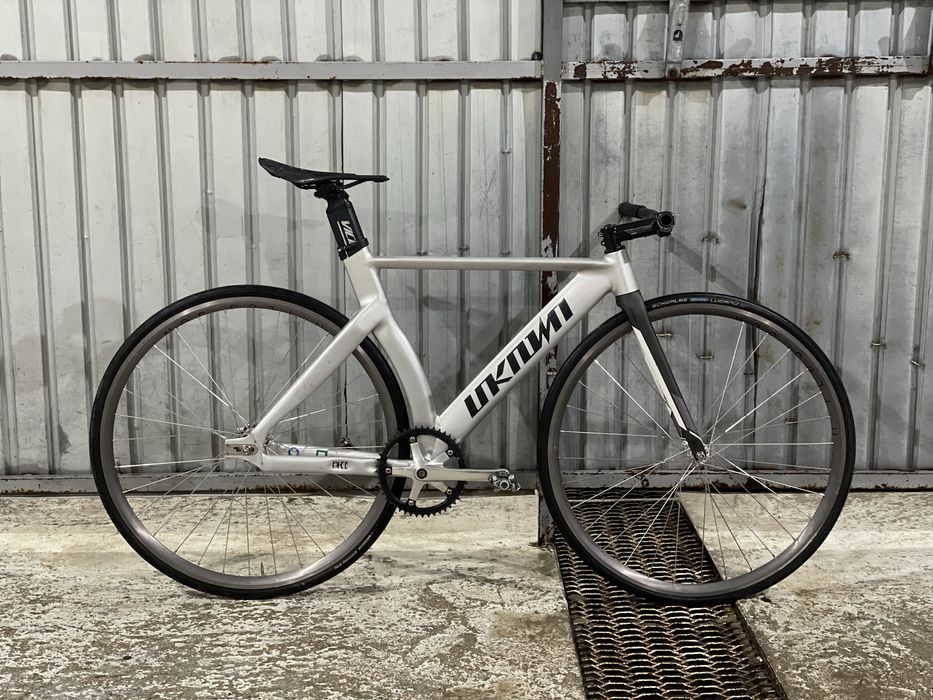 unknown lv3 fixed gear