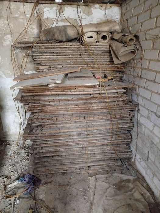 Продам деревянный паркет на дрова