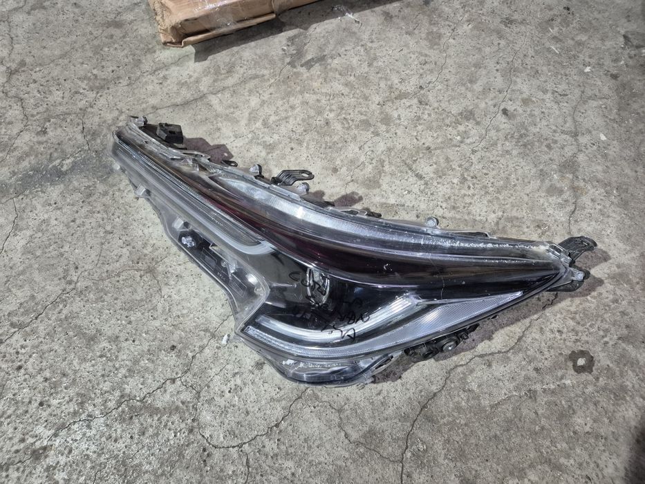 Far stanga Toyota Corolla sedan 2018-2023